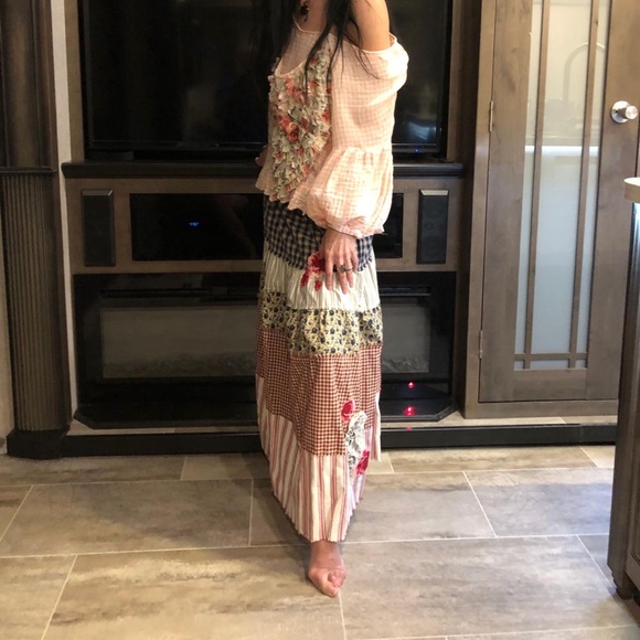 Jabot, magnolia pearl similar. Look alike ruffles colorful - Picture 15 of 16